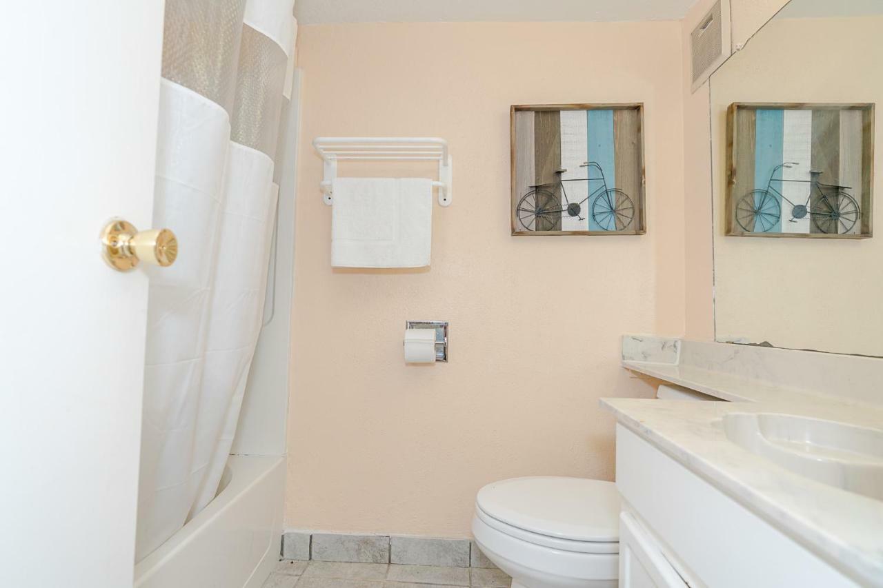 Family Friendly Coastal Condo Галвестън Екстериор снимка